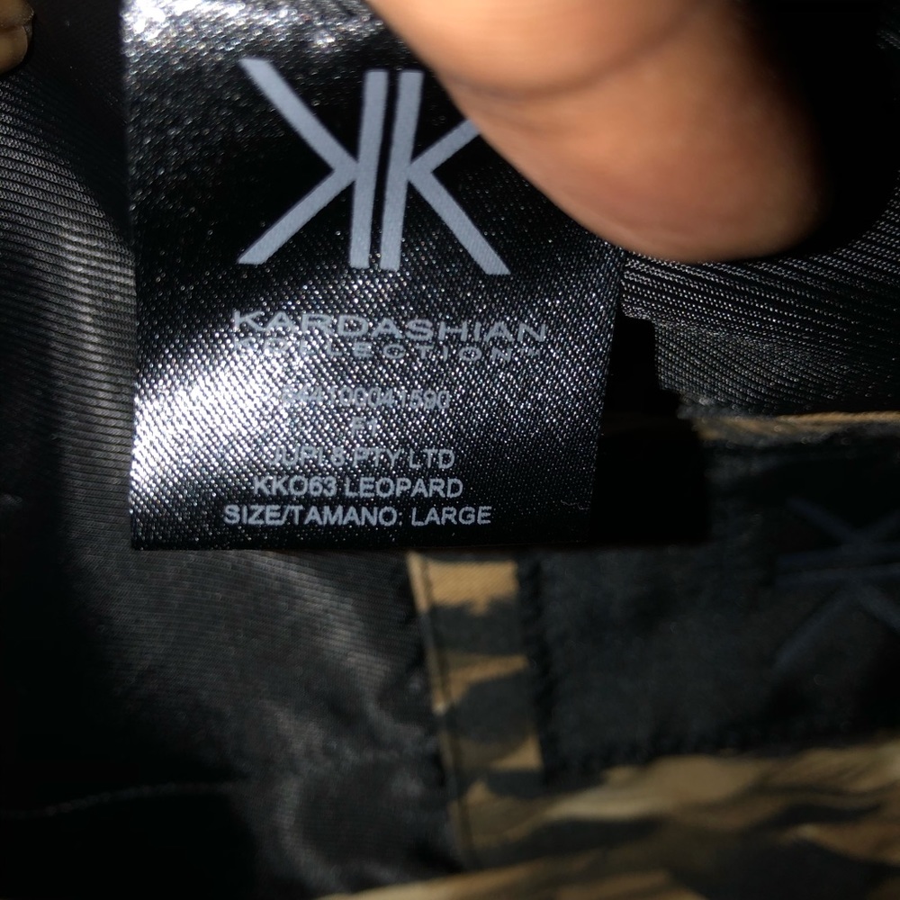 Kardashian Kollection Leopard Print Blazer - Picture 7 of 7